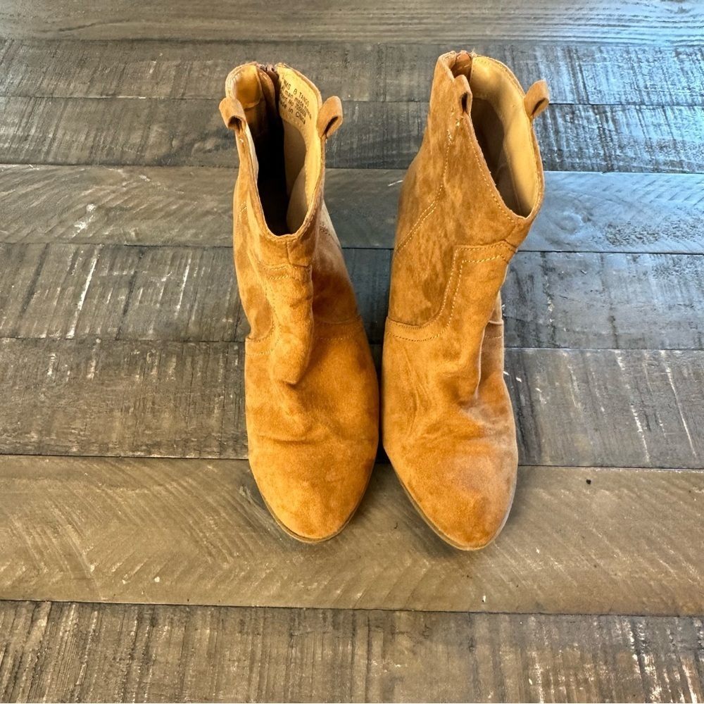 New Directions Tango Tan Faux Suede Ankle Boots Booties Size 8 7056558 - Picture 7 of 8